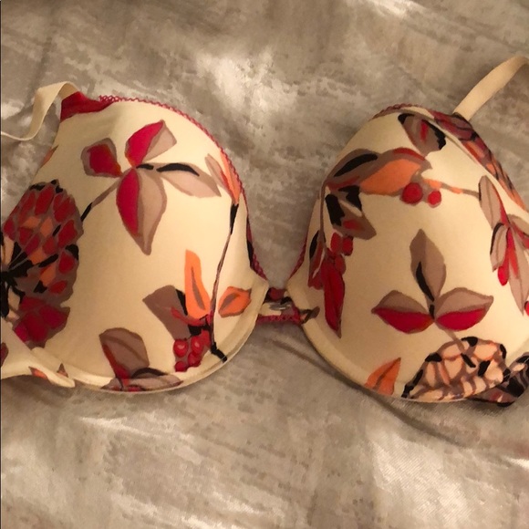 Calvin Klein “fashion” Bras - Picture 2 of 5